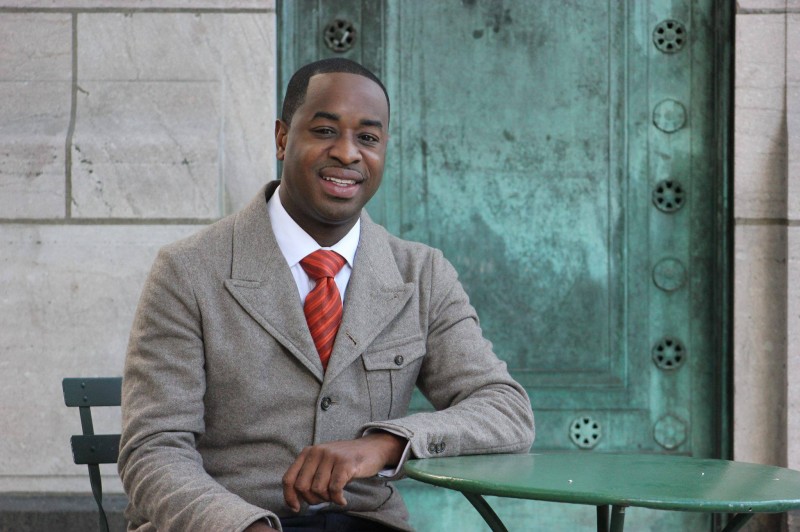 DAMIEN SNEED AWARDED 2014 MEDAL OF EXCELLENCE,  SET TO RELEASE NEW PROJECT AND EDUCATION TOUR